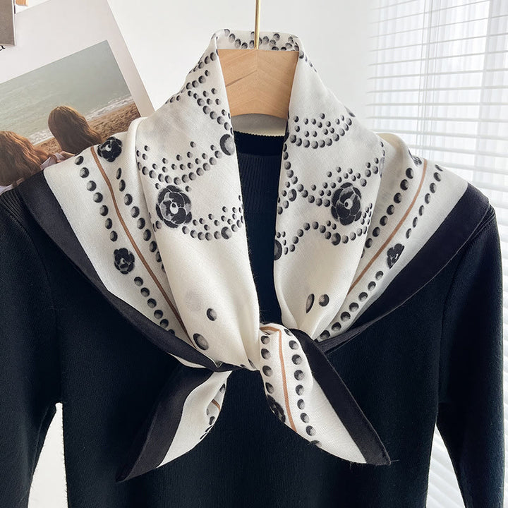 Dünner, quadratischer Schal für Damen mit reichhaltigem Print in verschiedenen Stilen - Stil Nr. 34 - image 33