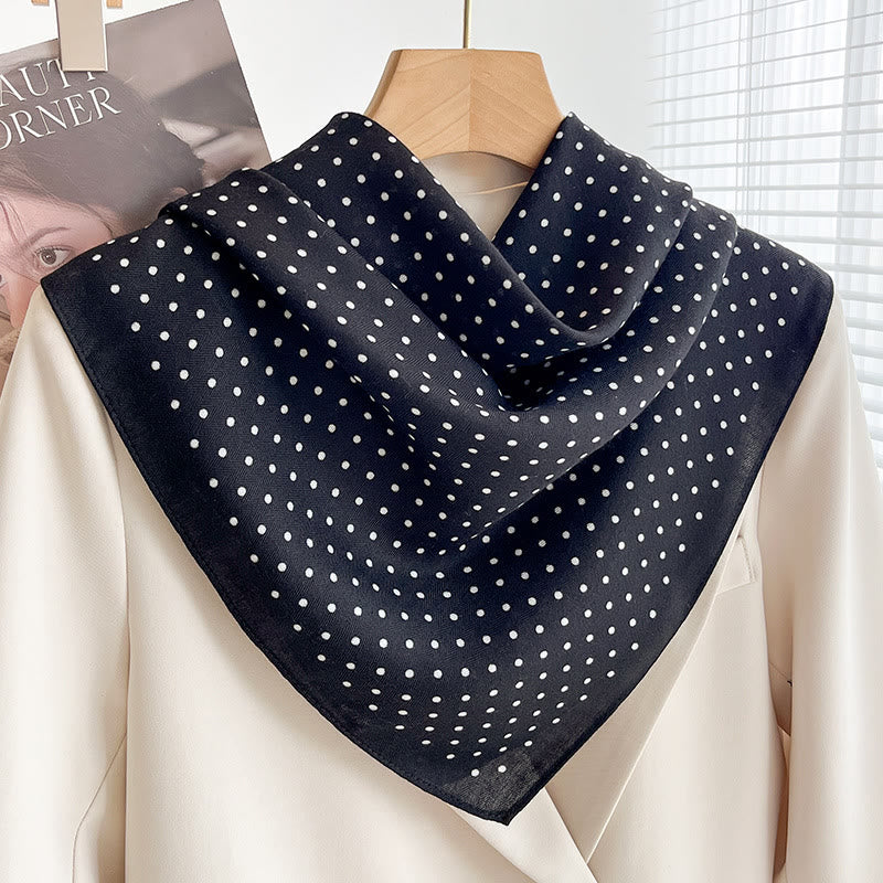 Dünner, quadratischer Schal für Damen mit reichhaltigem Print in verschiedenen Stilen - Stil Nr. 27 - image 26