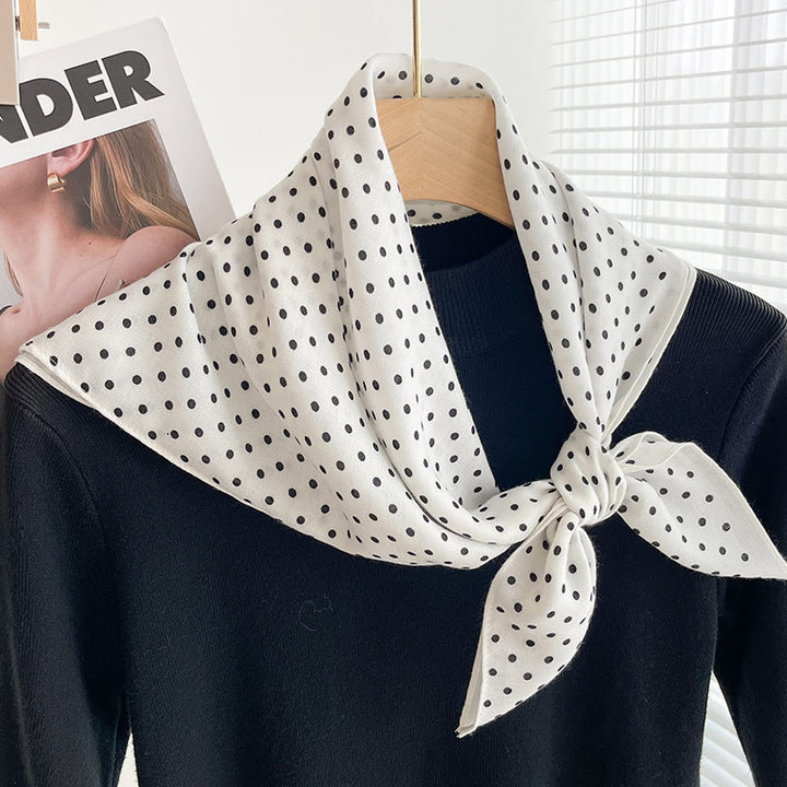 Dünner, quadratischer Schal für Damen mit reichhaltigem Print in verschiedenen Stilen - Stil Nr. 26 - image 25