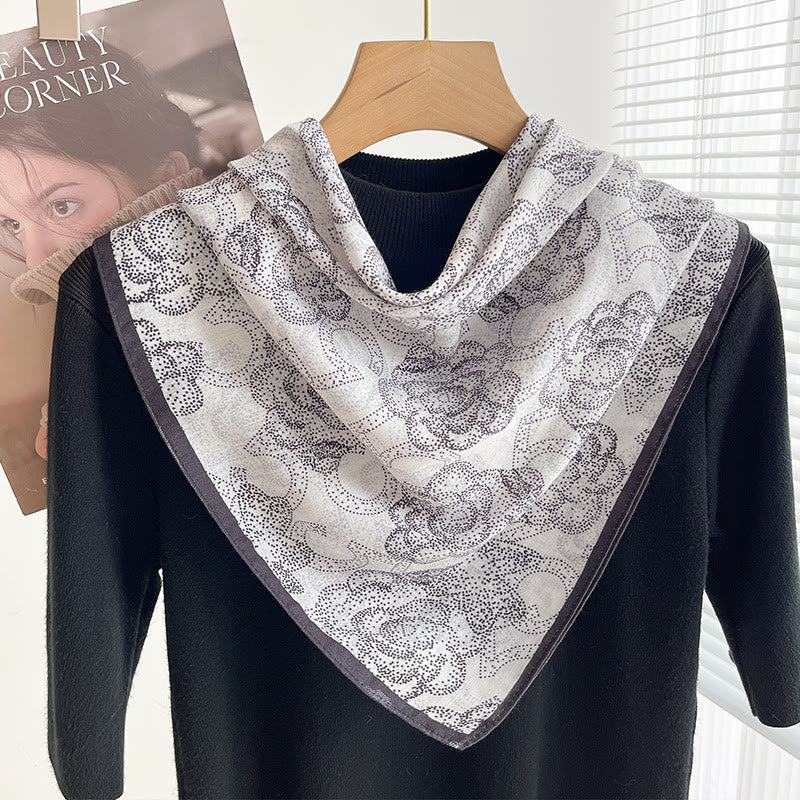 Dünner, quadratischer Schal für Damen mit reichhaltigem Print in verschiedenen Stilen - Stil Nr. 37 - image 36