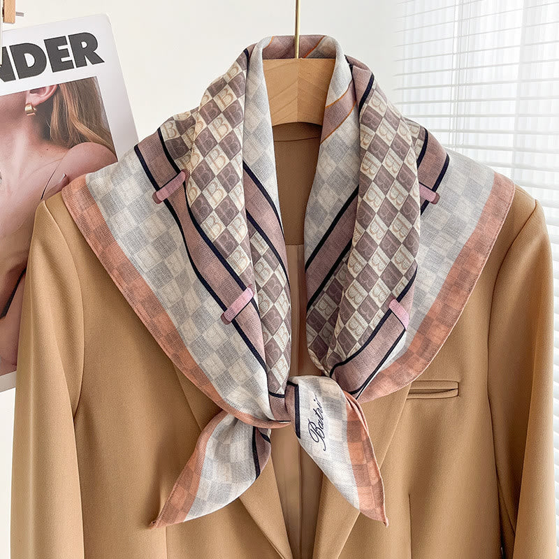 Dünner, quadratischer Schal für Damen mit reichhaltigem Print in verschiedenen Stilen - Stil Nr. 44 - image 43