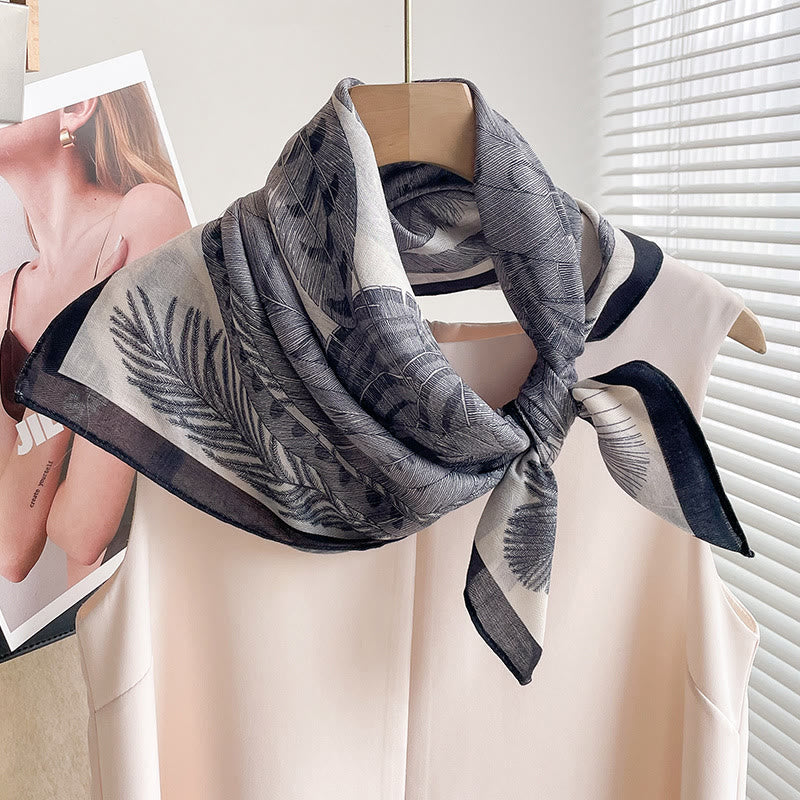 Dünner, quadratischer Schal für Damen mit reichhaltigem Print in verschiedenen Stilen - Stil Nr. 11 - image 10