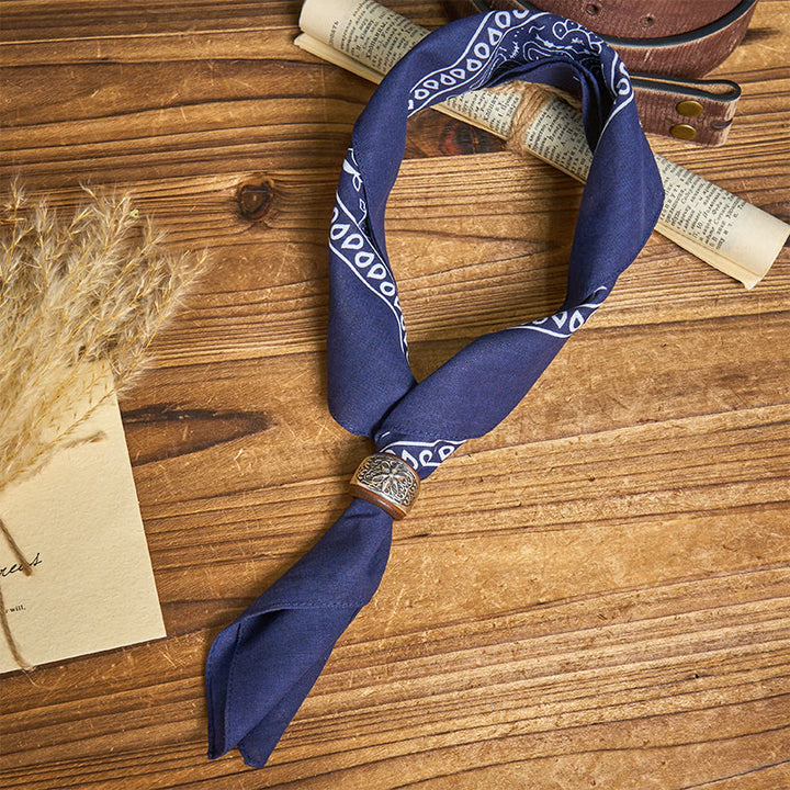 Einstecktuch mit sechseckigem runden Knopf und Cashew-Print - image 0