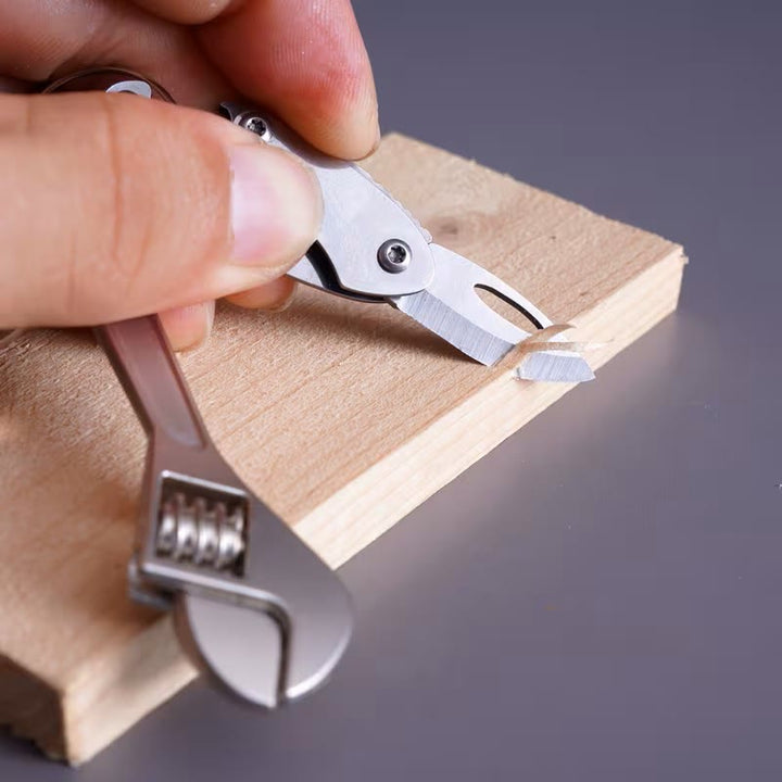 4-in-1 Kompakt-Werkzeugset: Messer, Schraubenschlüssel, Schraubendreher, Schlüsselanhänger - image 7