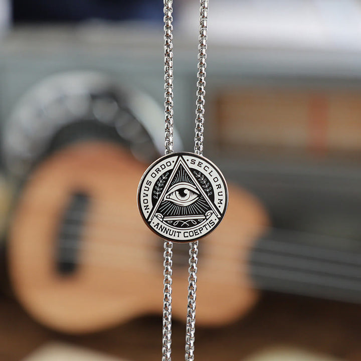 Vintage-Bolo-Krawatte aus Metall mit lateinischer Inschrift „Auge der Vorsehung“ - Stil Nr. 1 - image 0