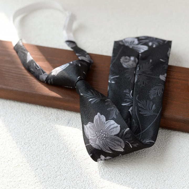 Vorgebundene Herrenkrawatte mit Blumenmuster für Anzug - Stil Nr. 3 - image 3