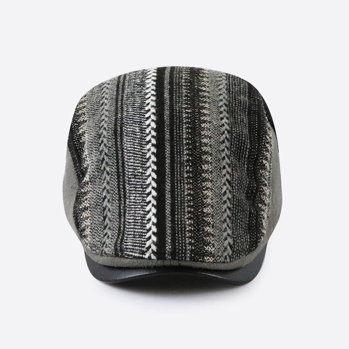 Auffällige Baskenmütze mit gewebter Textur und Patchwork-Design - image 3