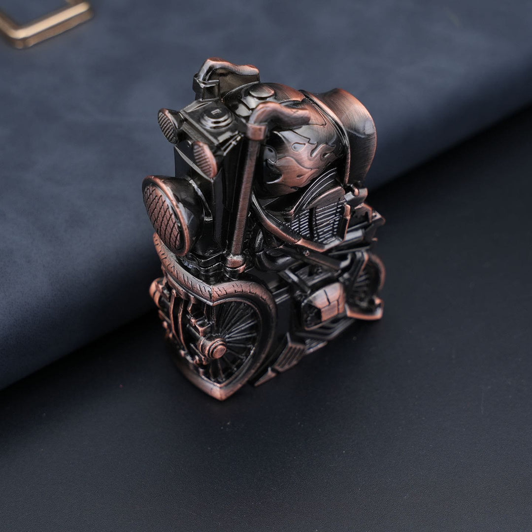 Kreatives Retro-Petroleumfeuerzeug aus Metall in Motorradform - image 3