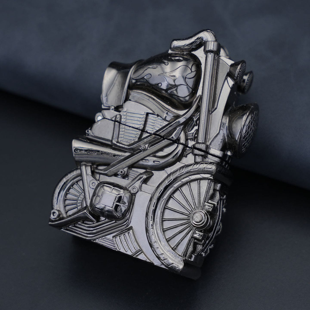 Kreatives Retro-Petroleumfeuerzeug aus Metall in Motorradform - Schwarz - image 10