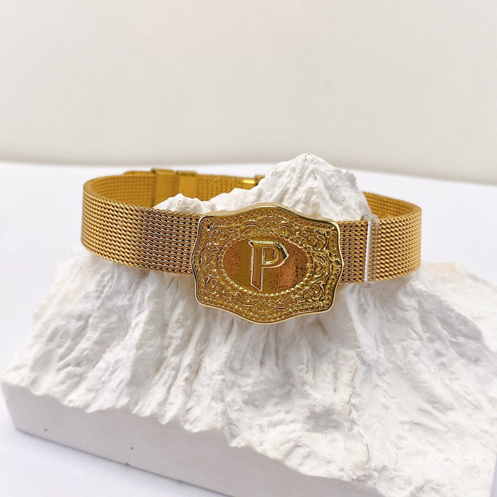 Glamouröses Armband in Goldoptik mit eingraviertem Anfangsbuchstaben - P - image 15