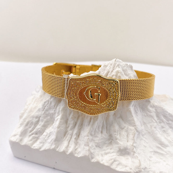 Glamouröses Armband in Goldoptik mit eingraviertem Anfangsbuchstaben - G - image 6
