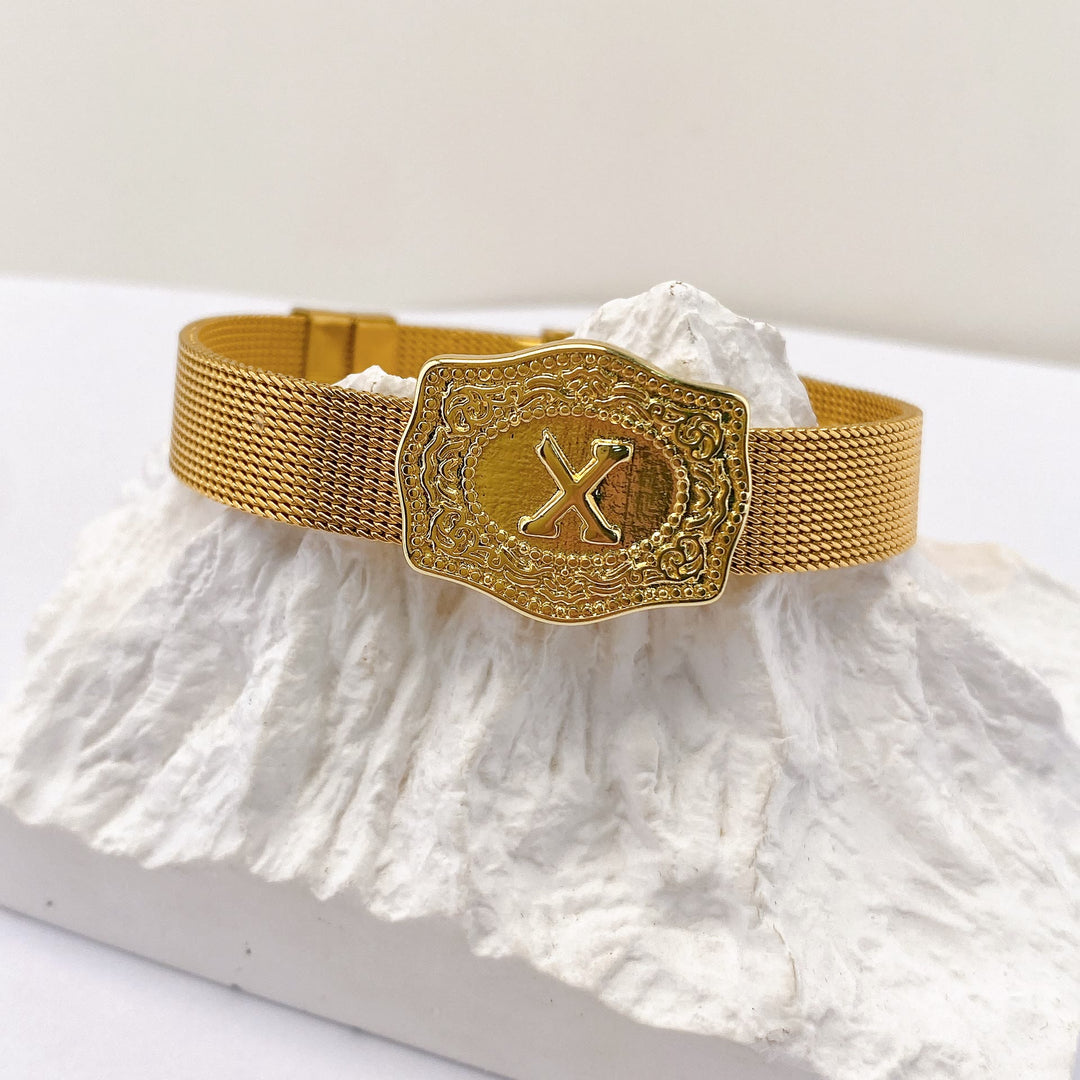 Glamouröses Armband in Goldoptik mit eingraviertem Anfangsbuchstaben - X - image 23