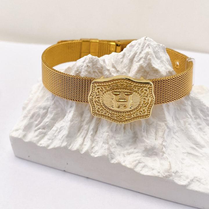 Glamouröses Armband in Goldoptik mit eingraviertem Anfangsbuchstaben - H - image 7