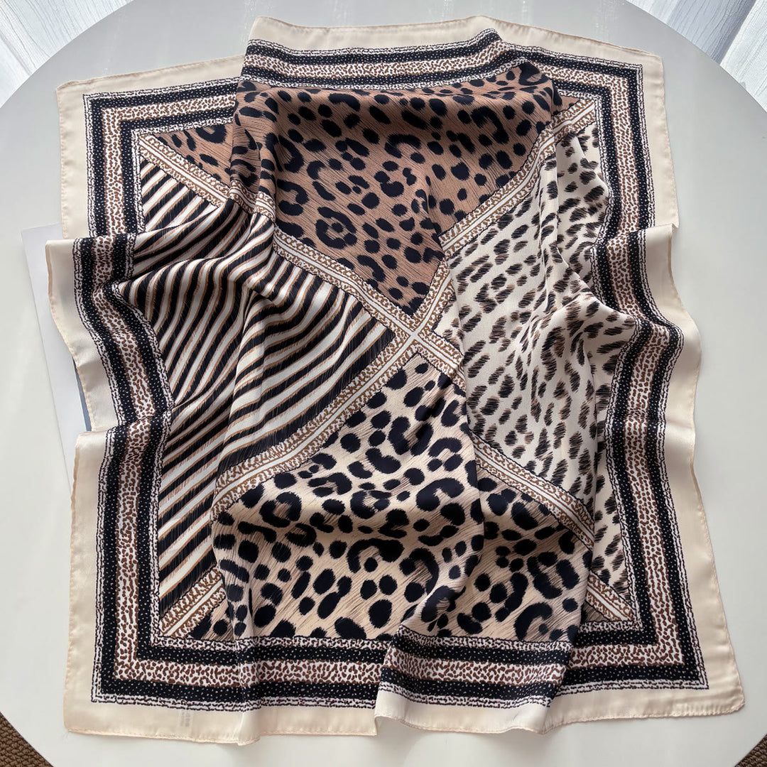 Quadratischer Seidenschal für Damen im Retro-Stil mit gemischtem Muster - image 7