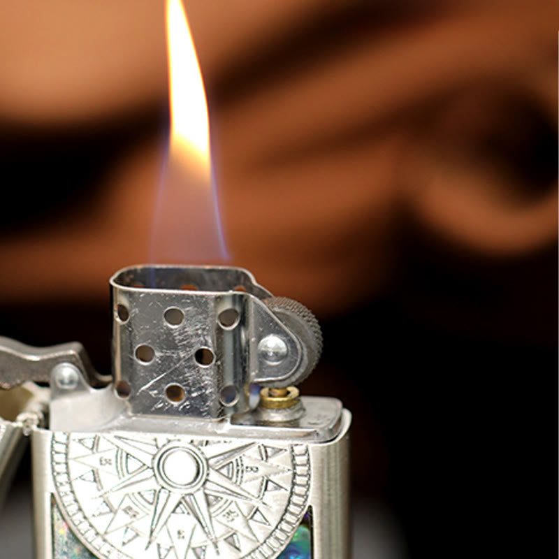 Silberfarbener, metallfarbener Muschelkompass, geschnitztes Petroleumfeuerzeug - image 4