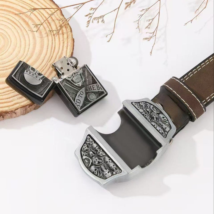 Ledergürtel für Herren mit Totenkopfmotiv und verstecktem Feuerzeug - image 1