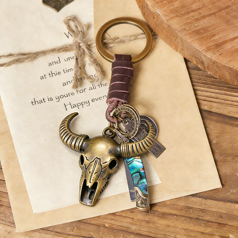 Retro-Anhänger mit Stierkopf-Motiv, Klappmesser-Schlüsselanhänger mit Muschelstruktur - image 1