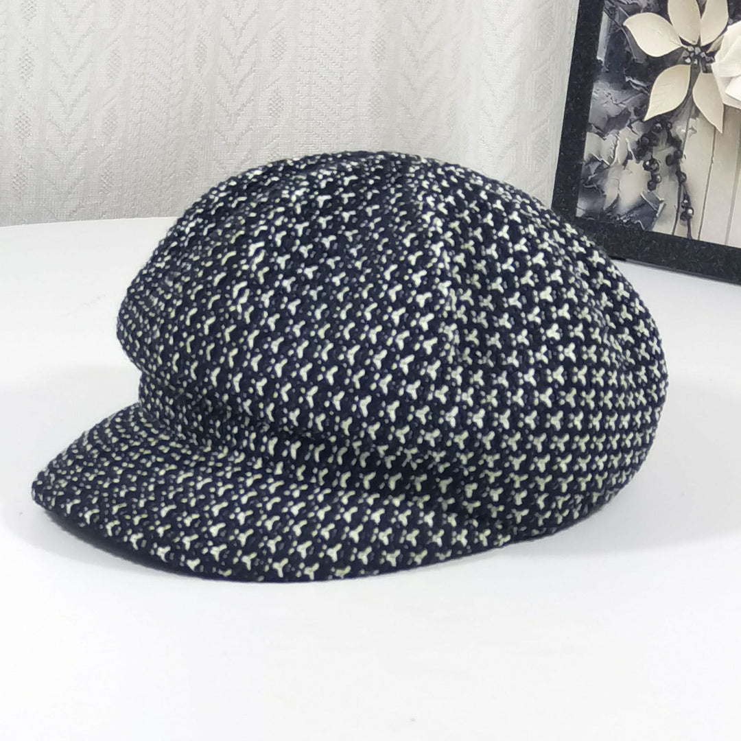 Mehrfarbige Strickmütze mit Baskenmützenmuster für Damen - Schwarz - Verstellbar (22 - 23 1/4 Zoll) - image 1