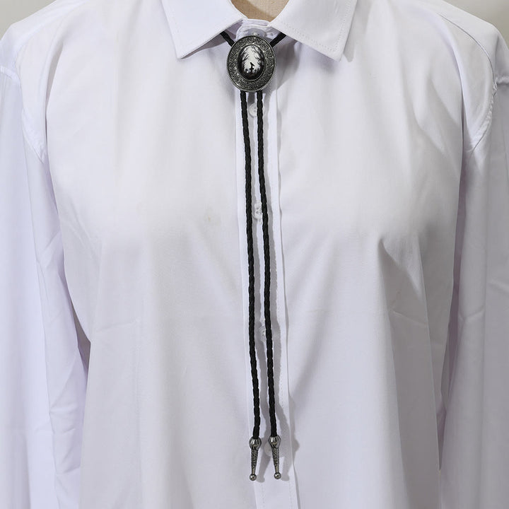 Bolo-Krawatte mit gotischem Rabenmuster im Western-Stil. - image 5