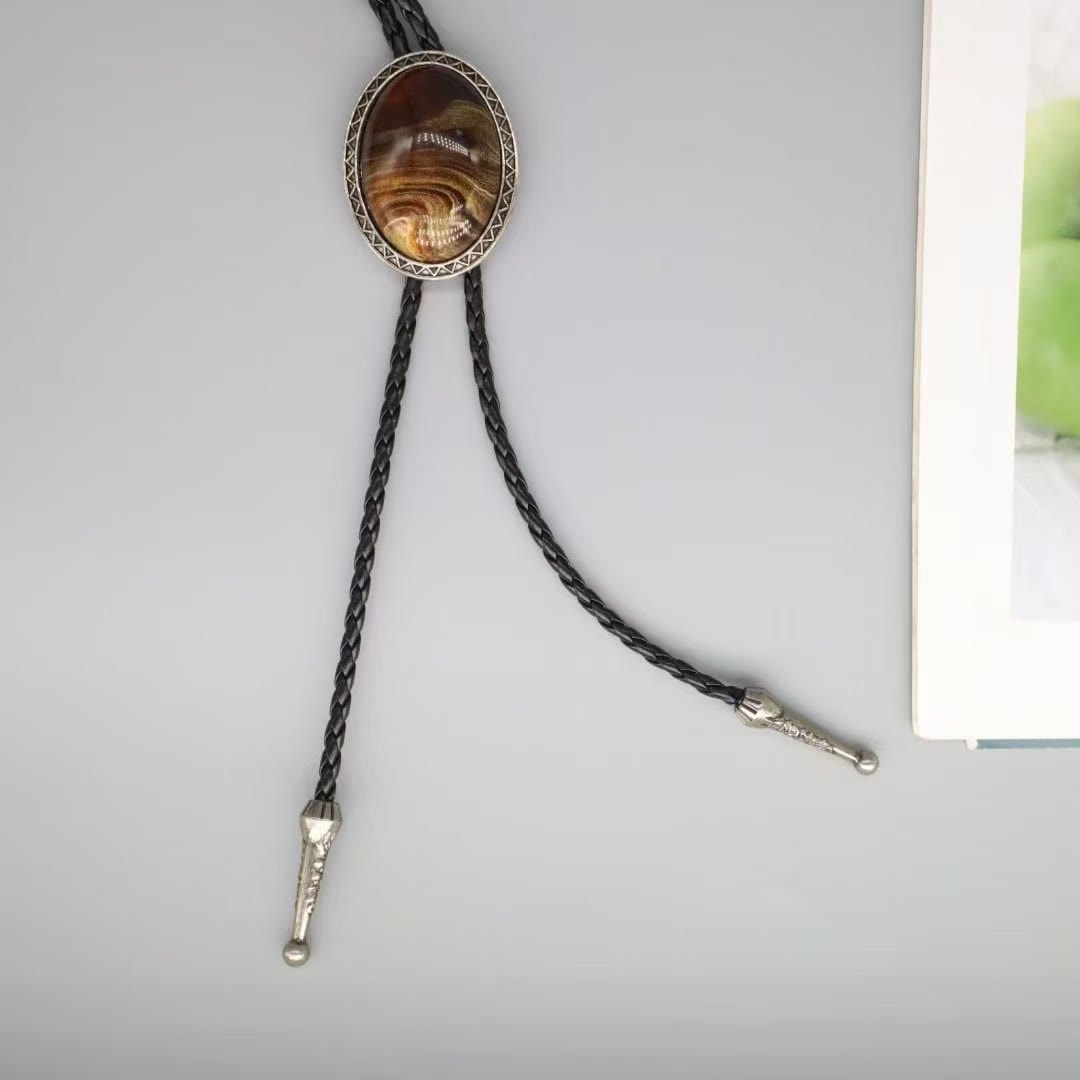 Bolo-Krawatte mit Holzmaserung und Achat-Retro-Metallrahmen - Braun - image 0