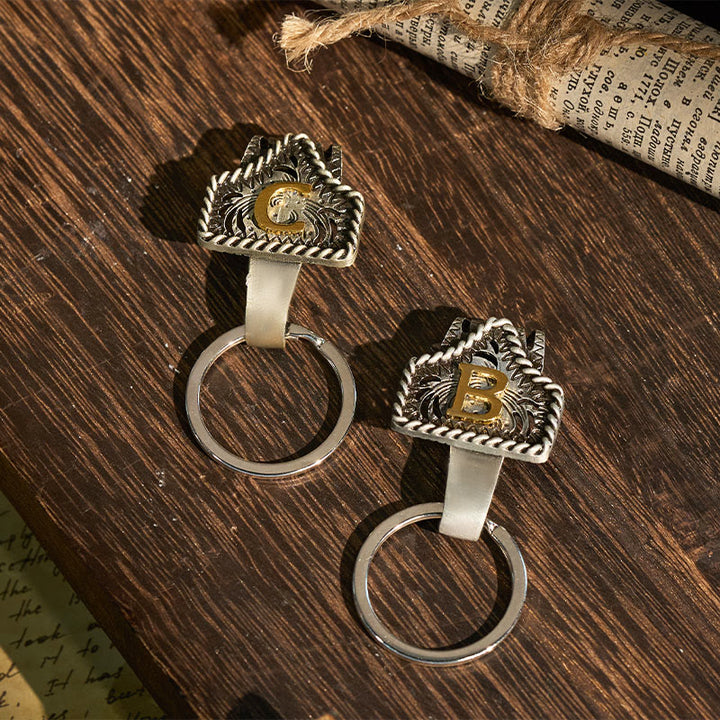 Schlüsselanhänger im Western-Retro-Stil mit Buchstaben und schlüsselförmigem Messer - image 4