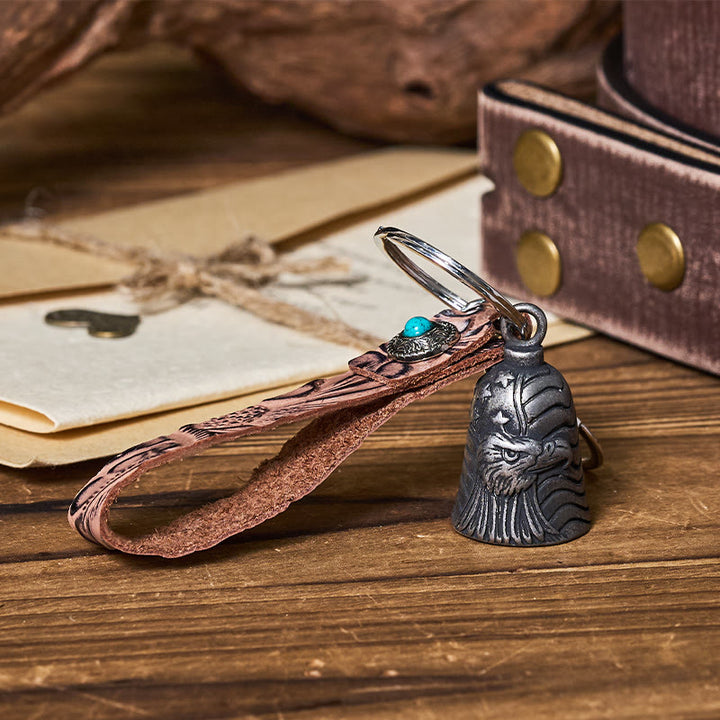 Vintage Motorrad-Schlüsselanhänger aus geprägtem Leder mit Adlerglocke - Stil Nr. 4 - image 7