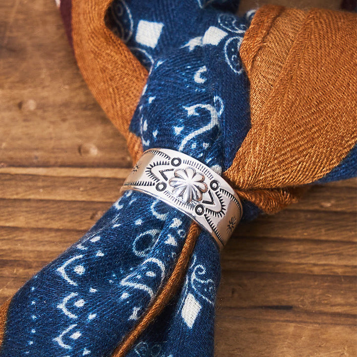 Retro-Einstecktuch mit kontrastierendem Cashew-Muster und Blumenschnalle - image 3