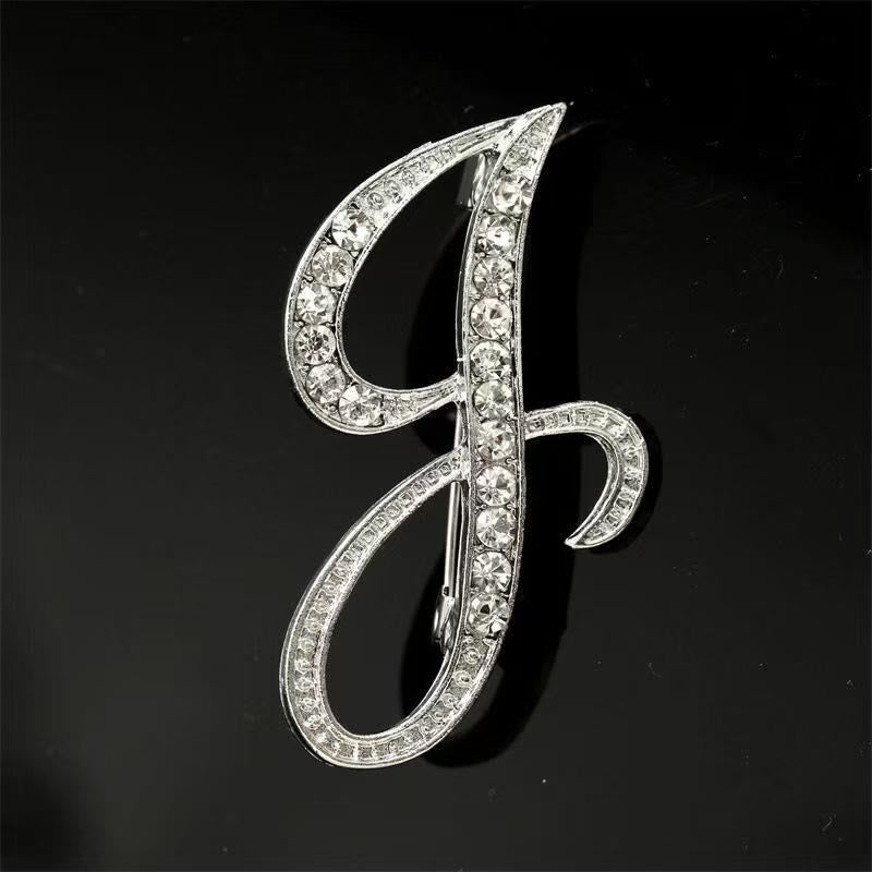 Brosche mit Diamantenbesatz an Initialen aus Gold und Silber - Silber - J - image 32