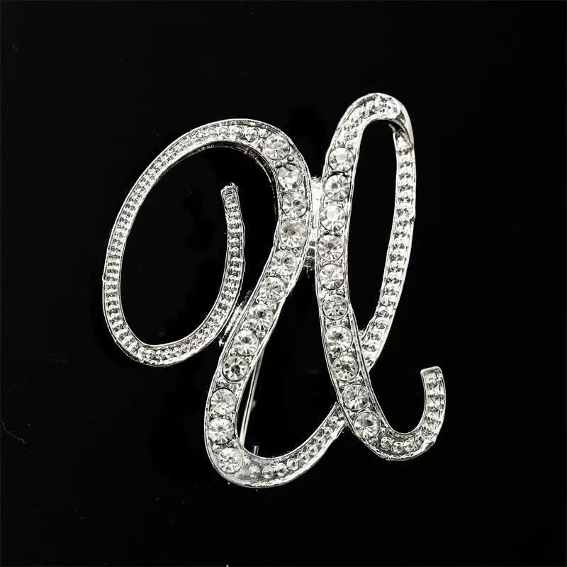 Brosche mit Diamantenbesatz an Initialen aus Gold und Silber - Silber - U - image 42