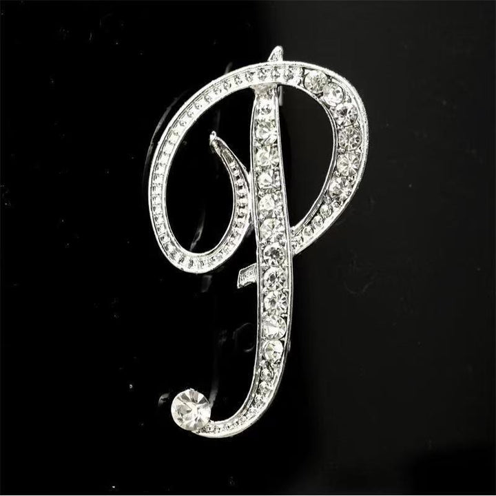 Brosche mit Diamantenbesatz an Initialen aus Gold und Silber - Silber - P - image 38