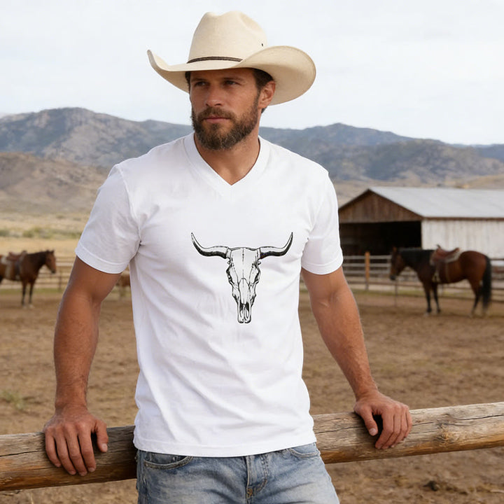 Western-T-Shirt für Herren mit Bullenkopf-Print und V-Ausschnitt - Weiß - 3XL - image 0