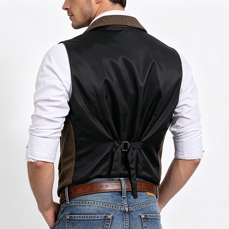 Herren-Anzugweste mit Reverskragen und Pattentaschen - image 3