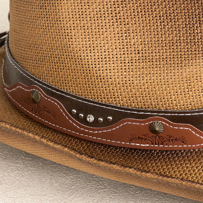 Vintage-Strohhut im Westernstil mit breiter Krempe, verziert mit einem Stierkopf. - image 3