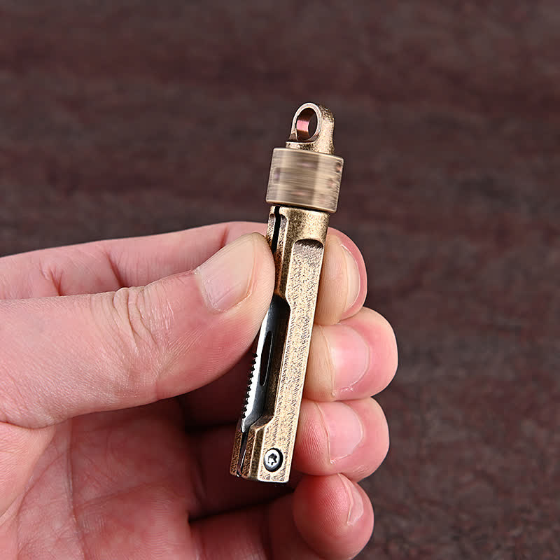 Vintage Mini-Klappmesser mit drehbarem Würfel und Messinggriff – EDC-Werkzeug - image 3