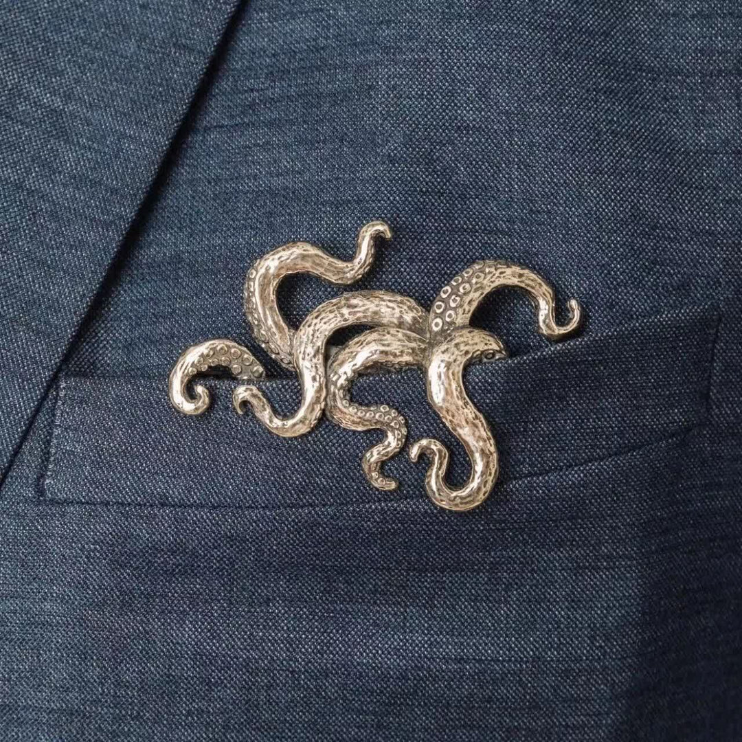Einstecktuchhalter mit gotischem Oktopus-Tentakelmotiv - image 0