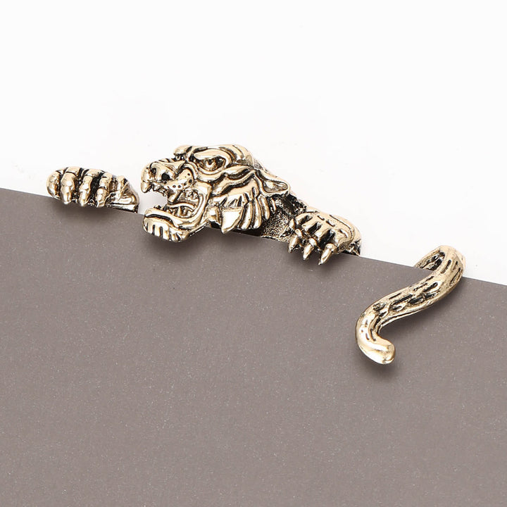 Einstecktuchhalter mit wildem Tigermotiv - Antikgold - image 7