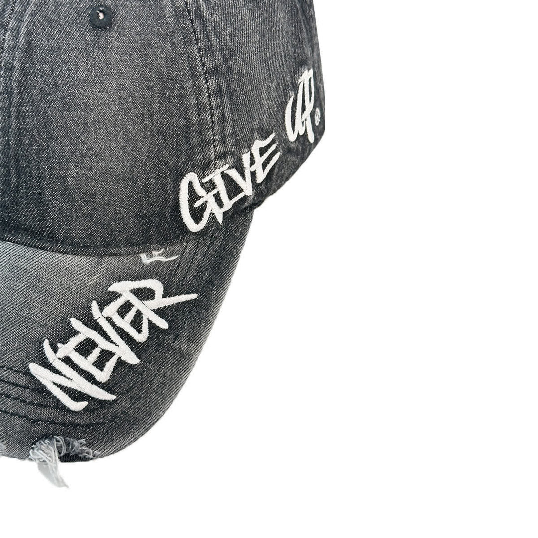 Never Give Up Stickerei Baseballkappe aus verwaschenem Denim - image 7