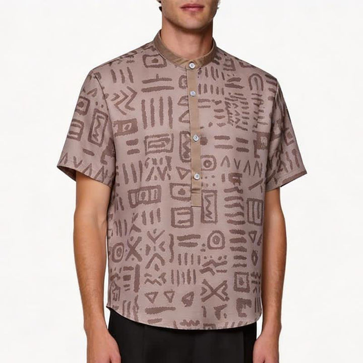 Herrenhemd mit Ethno-Stil und Stammesmotiven in Taupe-Beige - image 1
