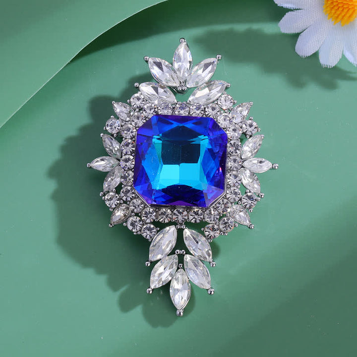 Zeitlose, funkelnde Brosche aus königsblauem Kristall mit Blumenmuster - image 3