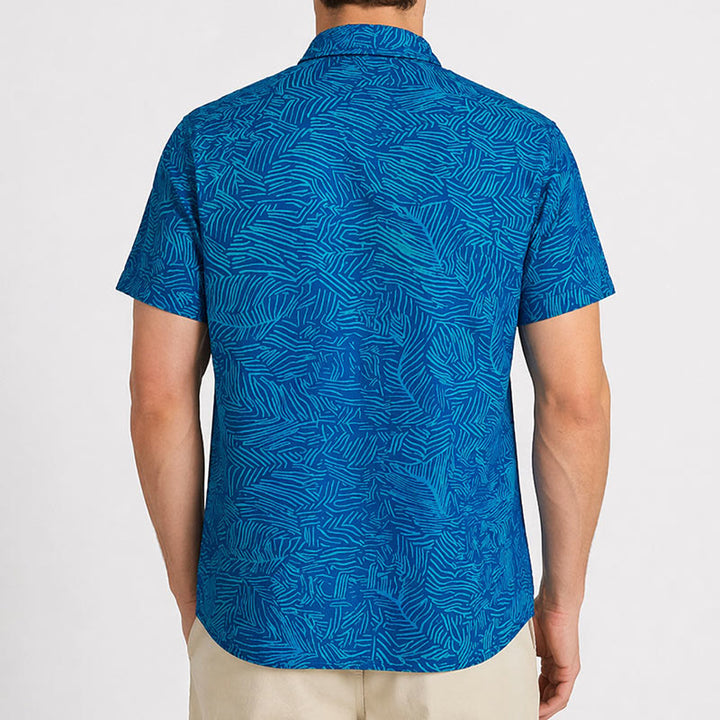 Herren-Sommerhemd mit abstraktem türkisfarbenem Print und kurzen Ärmeln - image 3