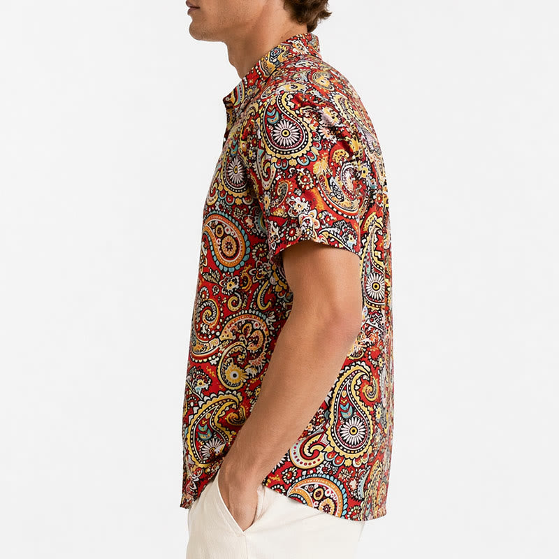 Kurzarm-Camp-Shirt mit auffälligem rotem Paisley-Muster - image 2