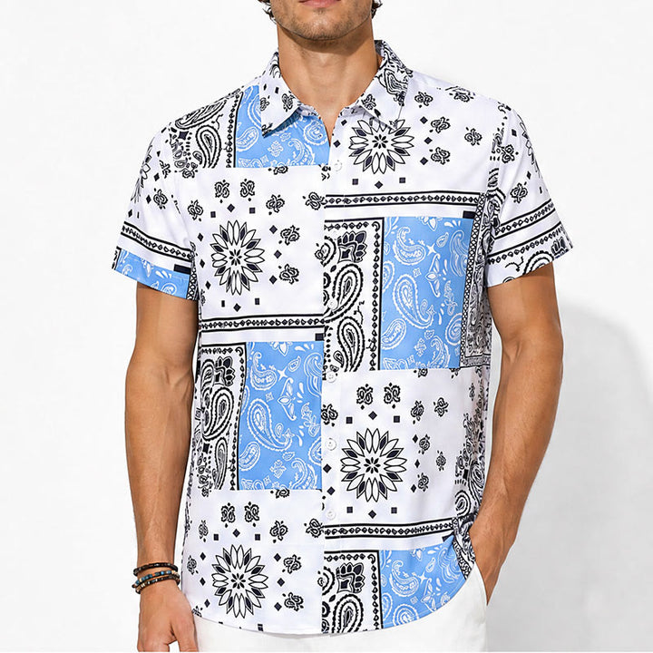 Blau-weißes Hemd mit Bandana-Patchwork und Paisley-Print - image 1