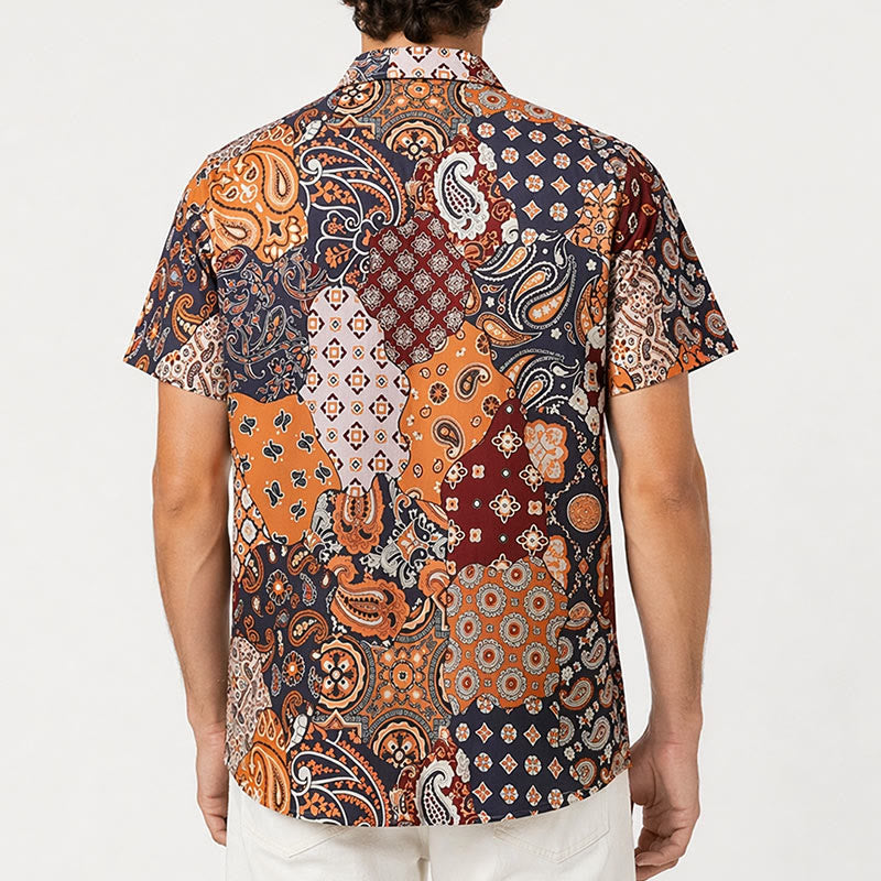 Dunkelbraunes Freizeithemd mit Patchwork-Paisley-Muster - image 2