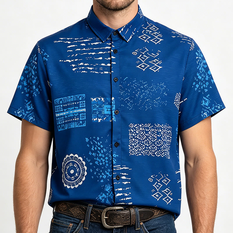 Herrenhemd mit marineblauem Batik-inspiriertem Patchwork-Print - Marineblau - 5XL - image 1