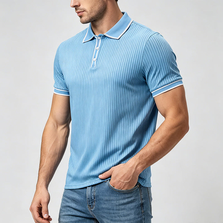Minimalistisches Herren-Poloshirt aus Strick mit Kragen und Bündchen - image 2