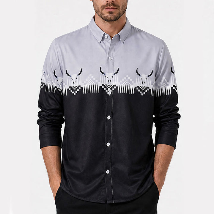 Klassisches Herrenhemd im Western-Stil mit Stierkopf-Print in Schwarz und Grau - image 1