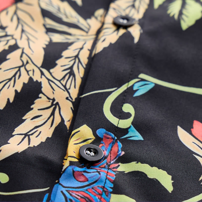 Shirt mit tropischem Retro- und exotischem Pflanzenmuster auf schwarzem Grund - image 5