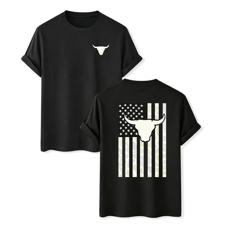 Patriotisches Western-T-Shirt mit amerikanischer Flagge und Stierschädelmotiv - Schwarz - 2XL - image 1