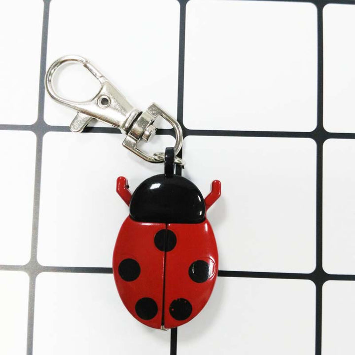 Antike Taschenuhr mit klappbaren Flügeln in Form eines Skarabäus - Roter Schlüsselanhänger - image 11