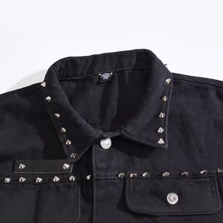 Schwarze Jeansweste mit Nietenkragen im Punk-Rock-Stil - image 3